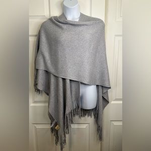 Motto Gray Fringe Sweater Wrap Cape Poncho Scarf